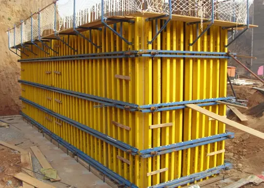 wooden formwork for columns
